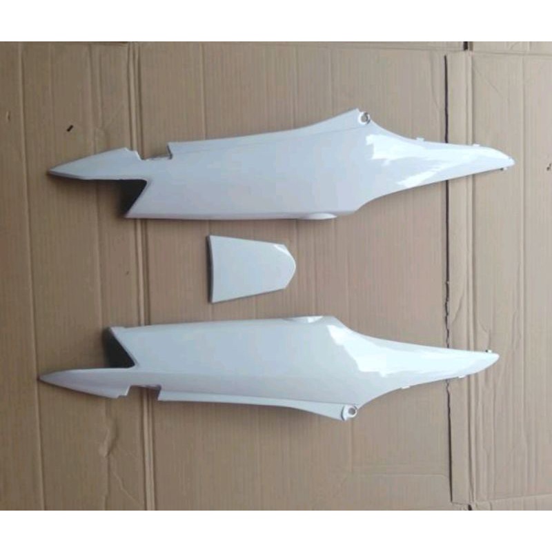 cover body supra fit new warna putih