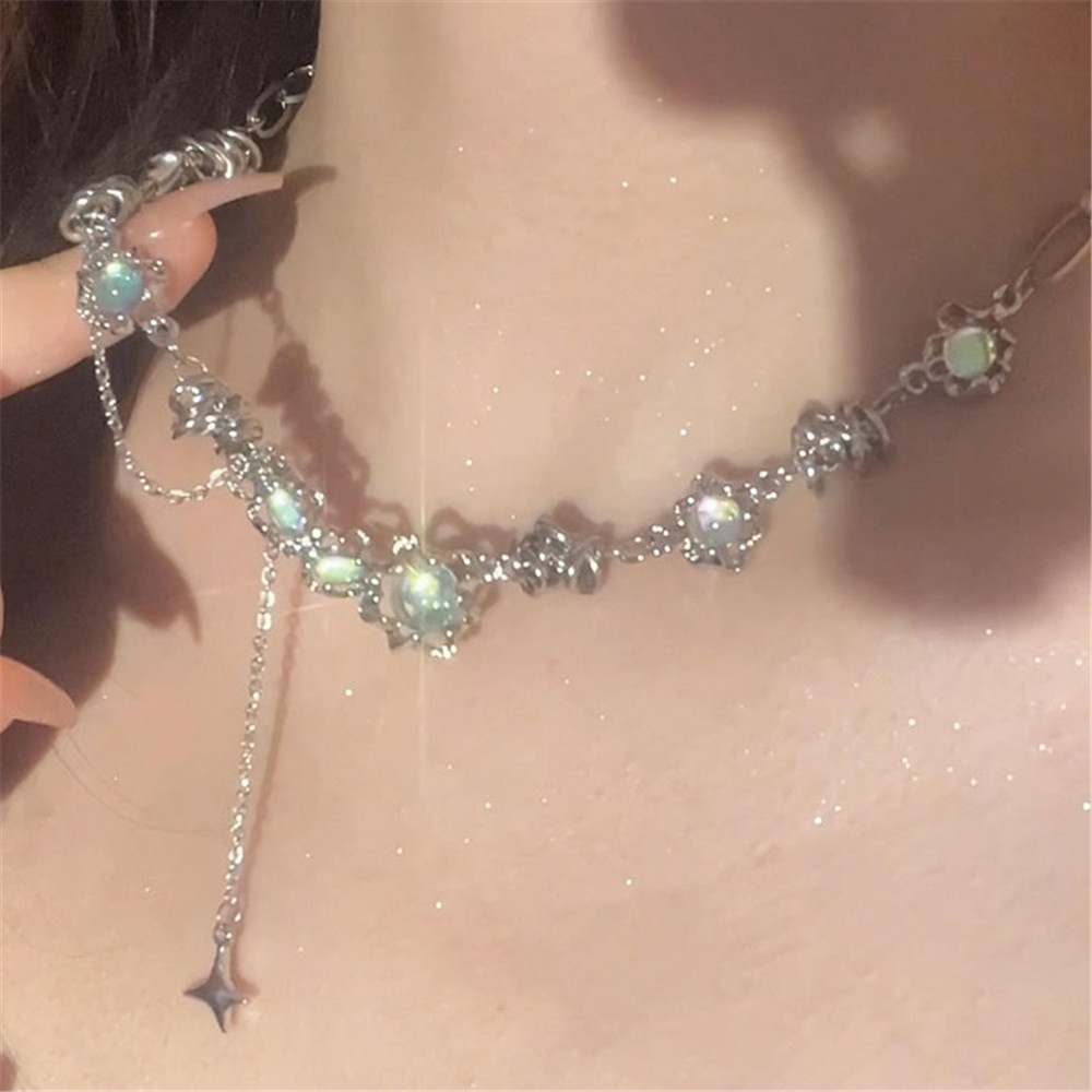【COD Tangding】Kalung Rantai Klavikula Musim Panas Desain Batu Bulan Untuk Wanita