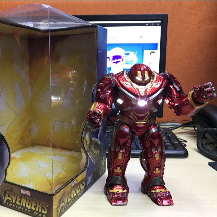ZD Toys Original Marvel Avengers Hulkbuster with LED