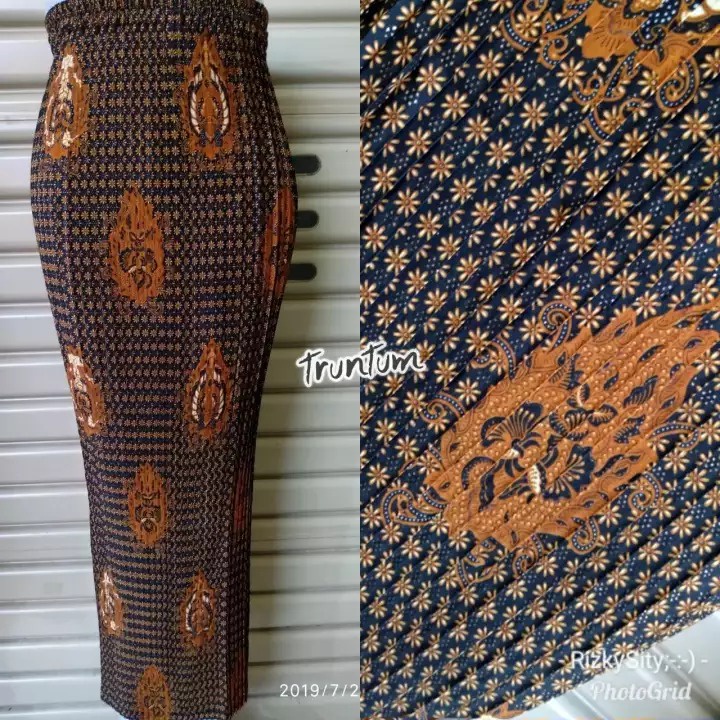 Rok Plisket Bawahan Kebaya Motif Truntum Dan Motif Lain