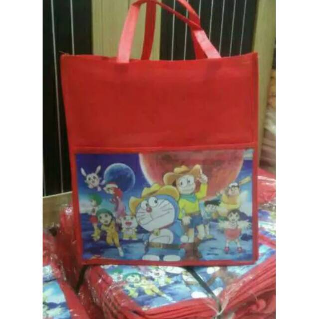 Tas ulang tahun DORAEMON