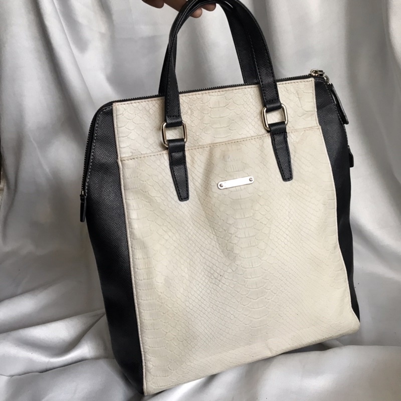 ANNE KLEIN hand bag                                                                             - pr