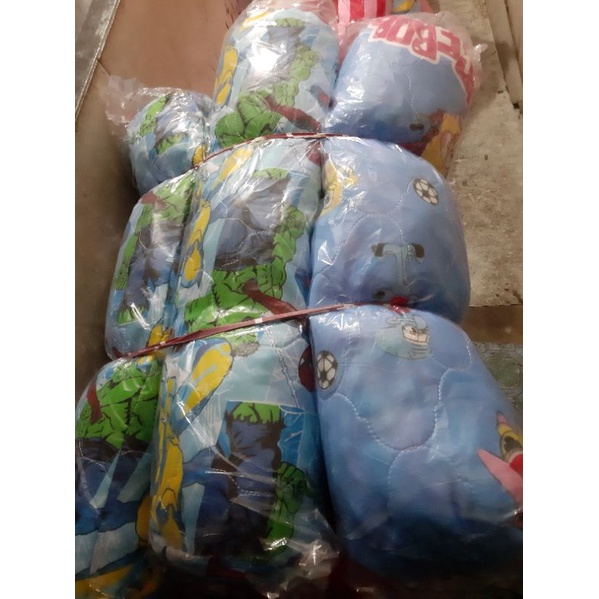 Bantal Guling karakter Dacron