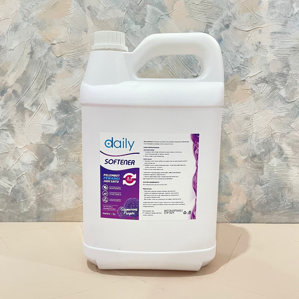 SOFTENER 2IN1 PEWANGI DAN PELEMBUT PAKAIAN 5 LITER DAILY SOFTENER