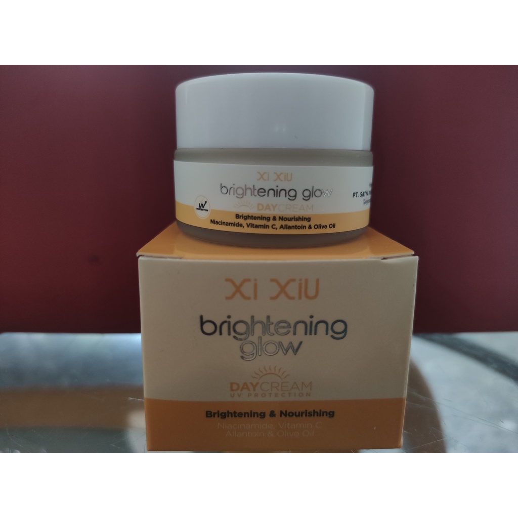 XI XIU BRIGHTENING GLOW DAY CREAM 15 G