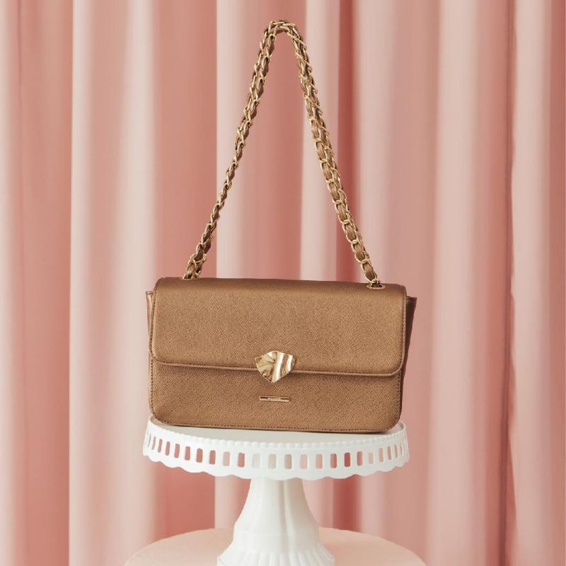 Macy Flap Medium Bag by Merche