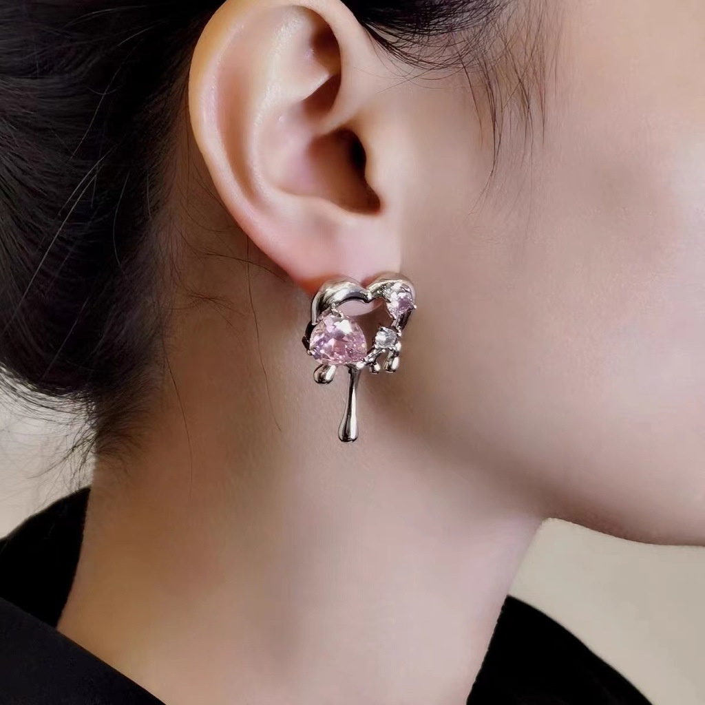 Anting Bentuk Hati Bahan Zirkon Warna Pink Untuk Aksesoris