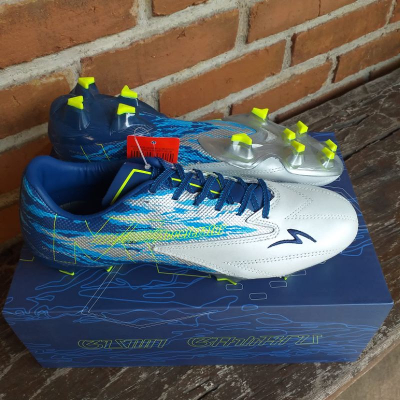 SEPATU BOLA SPECS LS3 LX MARC KLOK ELITE FG