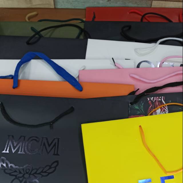 

PAPERBAG Eropa SIZE L
