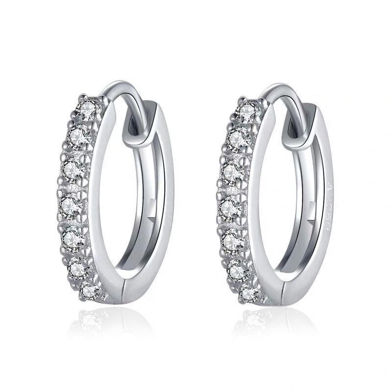 Korean version of the new fashion zircon earrings European and American exquisite crystal stud earrings