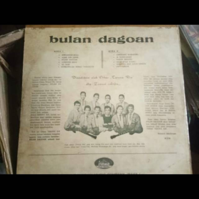 Vinyl piringan hitam