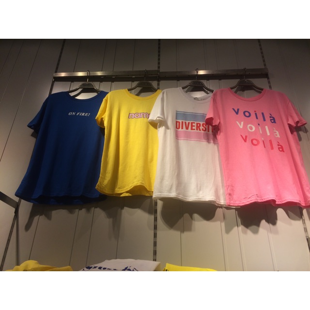 T-SHIRT BERSHKA