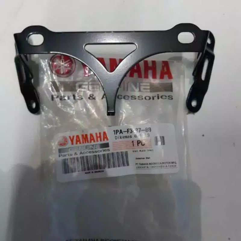 BREKET DUDUKAN PLAT NOMOR NOPOL DEPAN VIXION NEW NVL 2013 - 2014 ORIGINAL ASLI YAMAHA  1PA-F3487-00
