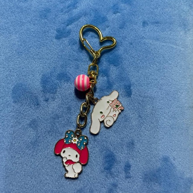 Gantungan Kunci My Melody Cinnamoroll Charm Enamel kait Heart Gold