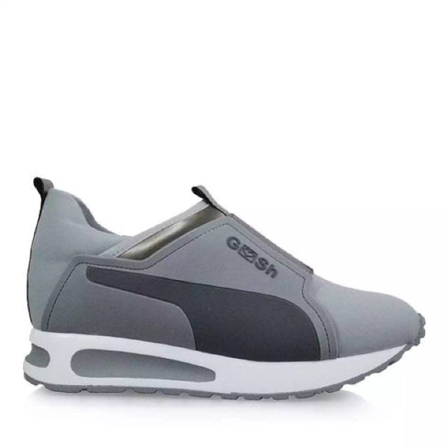 Sepatu Gosh ART 409