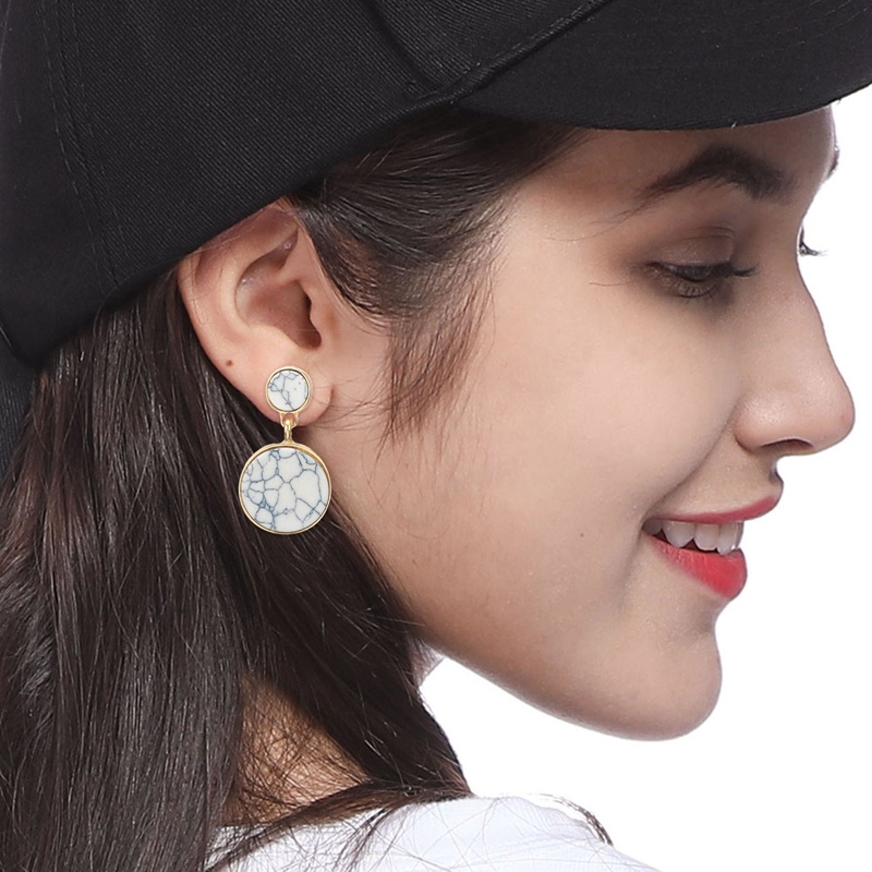 Anting Tusuk Desain Geometri Besar Motif Marmer Hitam Putih Handmade Untuk Wanita