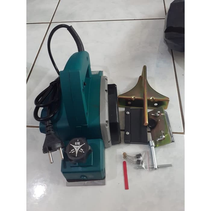 MAILTANK SH-55 MESIN ELECTRIC PLANNER MESIN SERUT KAYU LISTRIK 220Volt 680Watt MAILTANK SH-55 New Terlaris