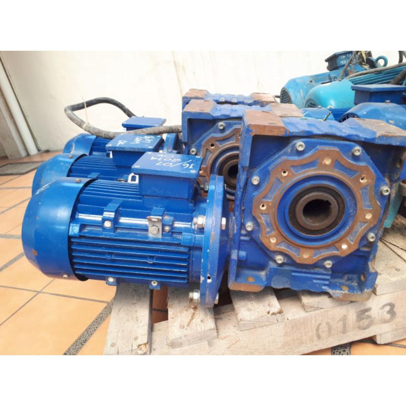 jual-motor-gear-aeb-100-l4-squirrel-cage-induction-motors-2-2-kw