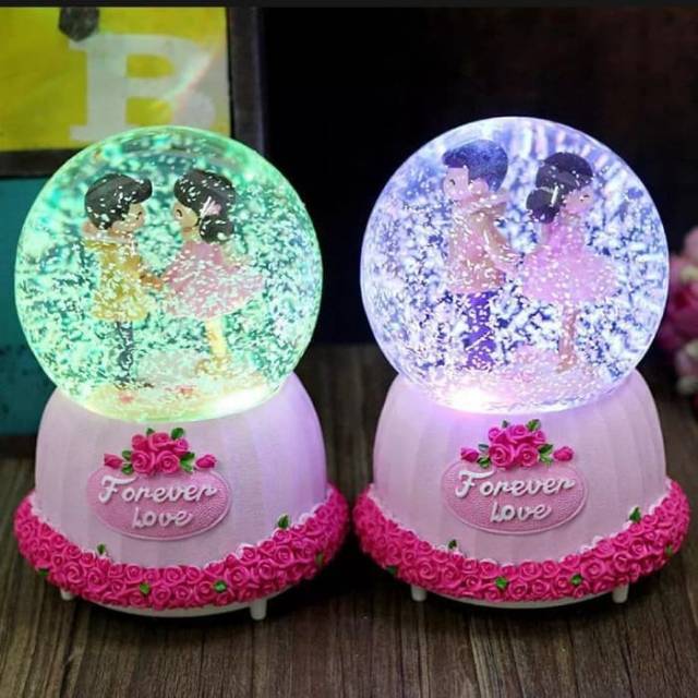 Snowball Musik lampu hadiah valentine unik kado romantis bola kristal salju / snowglobe music box