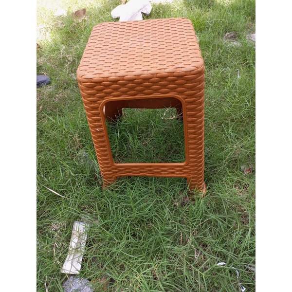 Kursi plastik bakso/kursi rotan