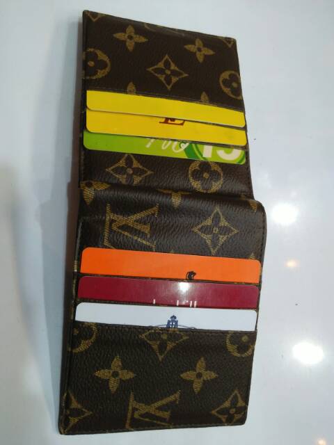 Dompet lipat pendek LV new kartu 9