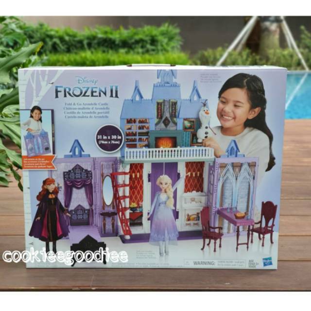 disney frozen fold and go arendelle castle playset