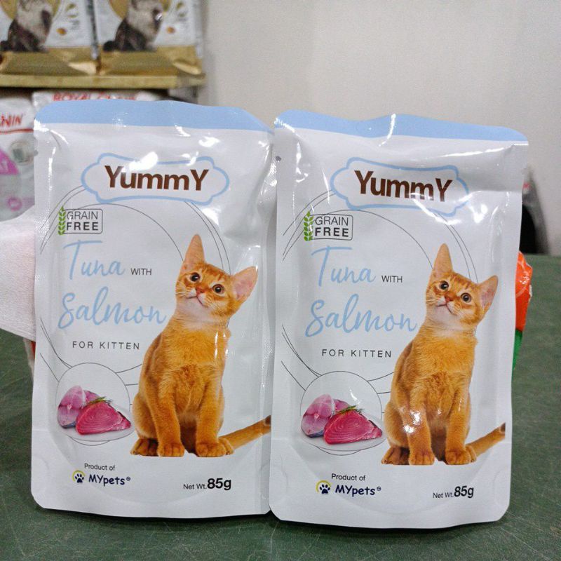 Yummy pouch tuna with salmon kitten 85g/ Yummy sachet/ wetfood/ makanan basah kucing