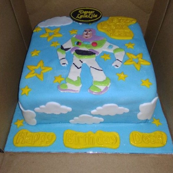 

Kue Ultah Custome Buzz Lightyear / Blackforest Buzz Lightyear / Kue Ultah / Kue Ulang Tahun