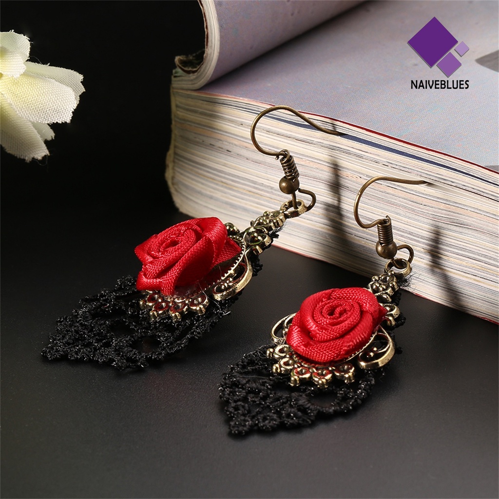 1 Pasang Anting Kait Gantung Wanita Desain Renda Hollow Warna Merah Untuk Hadiah