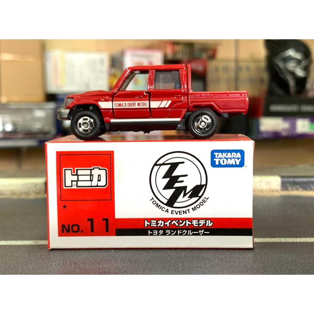 Tomica Event Model 11 Toyota Land Cruiser Merah