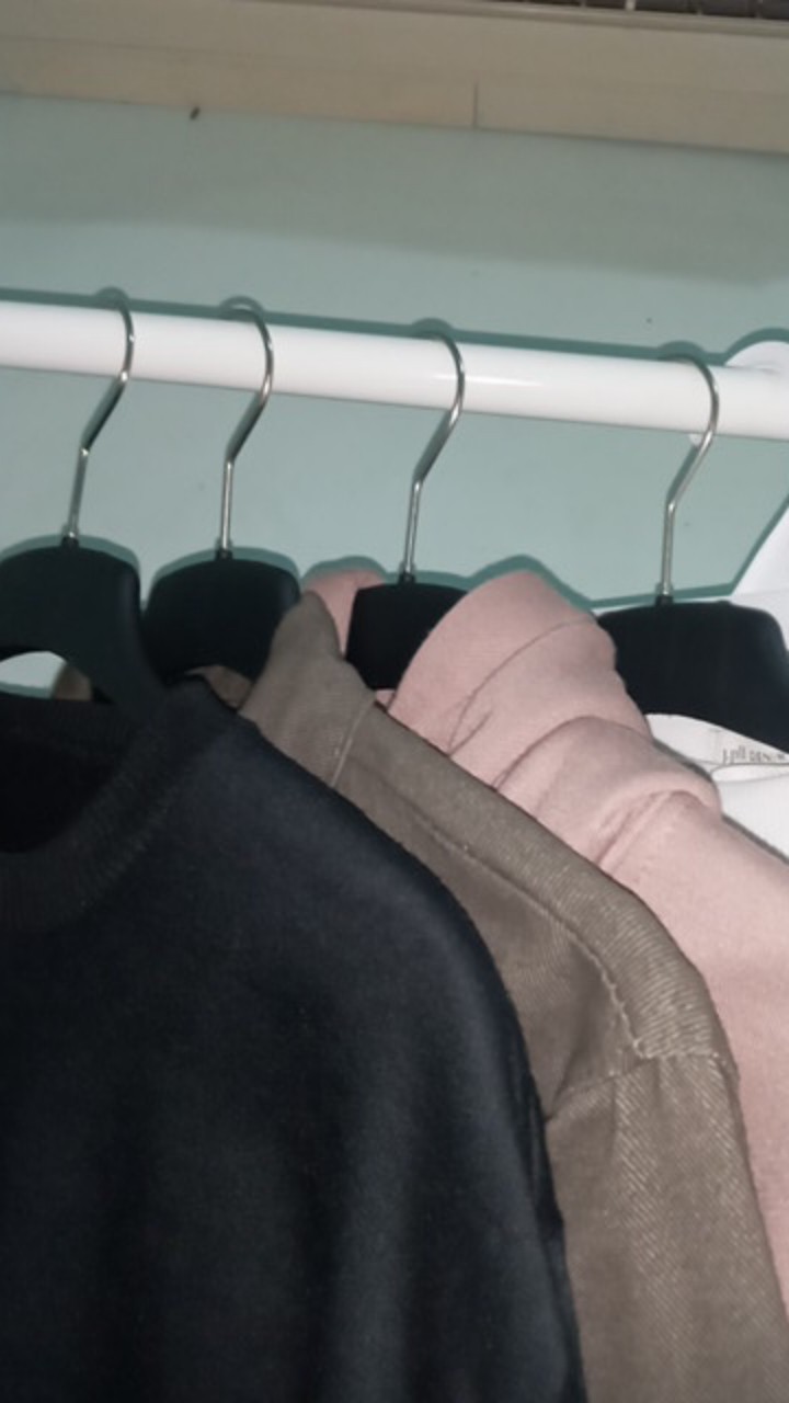 Hanger Dewasa 282 Warna Hitam / Hanger Dewasa Plastik  Warna Hitam 282