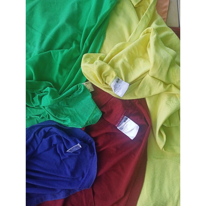 kaos UNIQLO second original