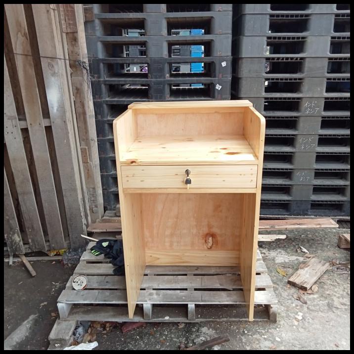 Meja Kasir Mini Kayu