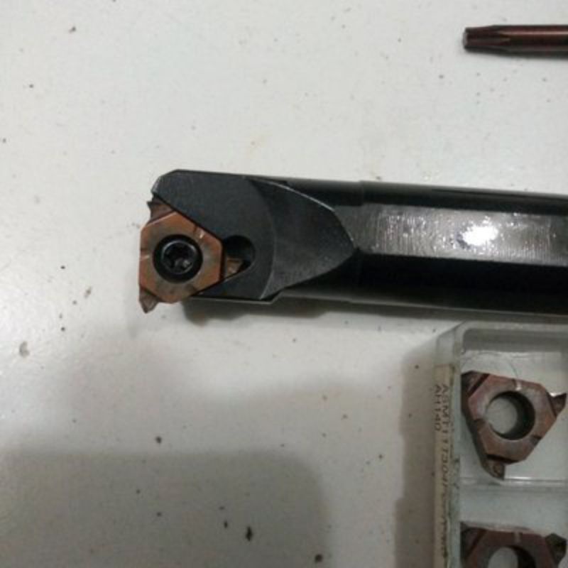 pahat bubut. holder bubut drat dalam SNR16. IR16 set insert carbide

