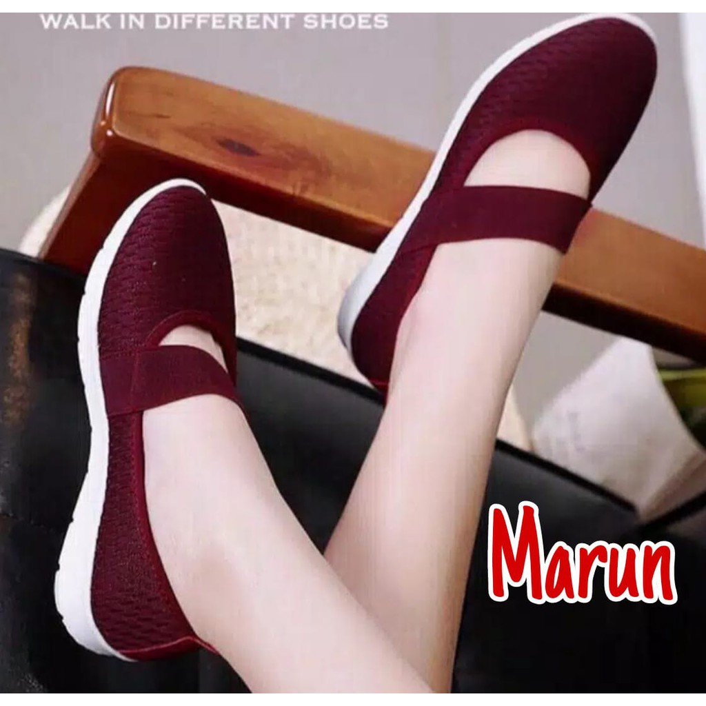 Media sepatu - Slip On Karet Edge Wanita