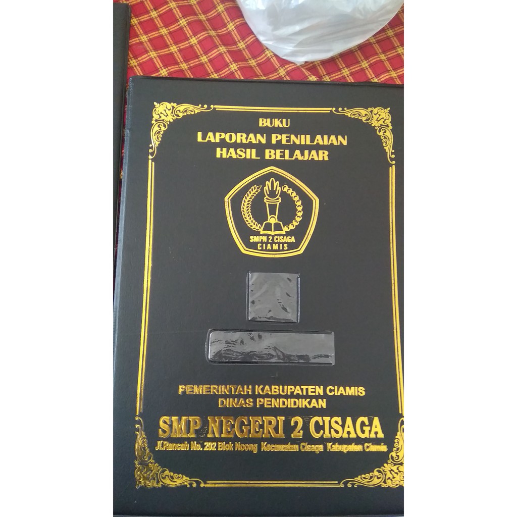 

MAP Rapot - K13 - Map Hotprint - Map Ijazah MURAH isi 14 lmbar FREE DESAIN