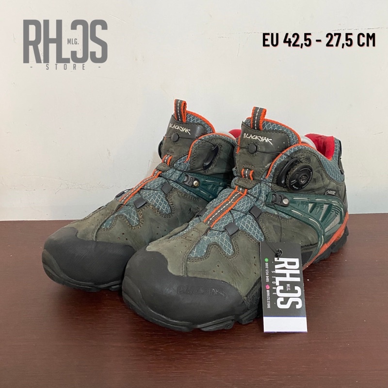 Sepatu Outdoor Black Yak Second