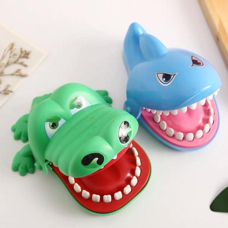 Mainan Buaya Gigit Singa Gigit Hiu Gigit Mainan Keluarga
