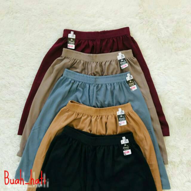 1 PC STREET PENDEK SELLA LIANA/CELANA SHORT MURAH