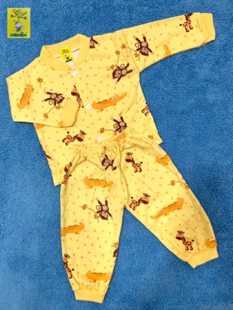 PIYAMA PANJANG BAYI NEWBORN 0-3 BULAN MOTIF DINO JUNGLE