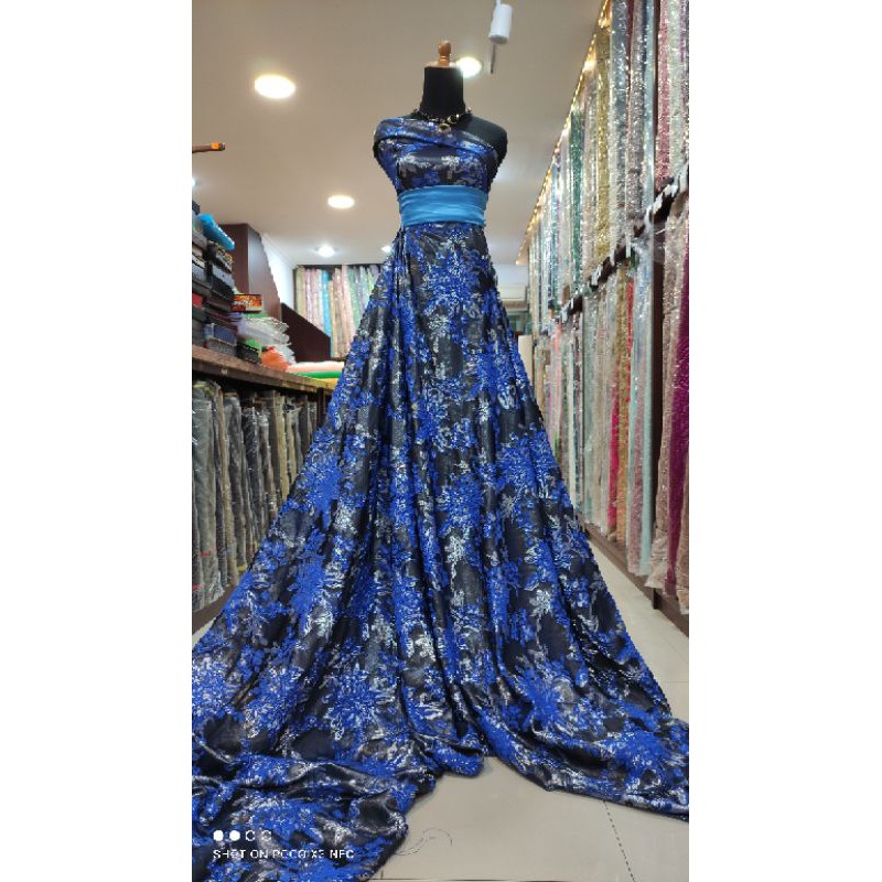 Kain Jacquard Emboss Dress Royal Blue Bridal