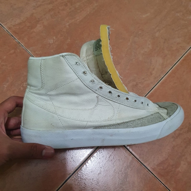 NIKE BLAZZER MID VINTAGE 77 TRIPLE WHITE SECOND