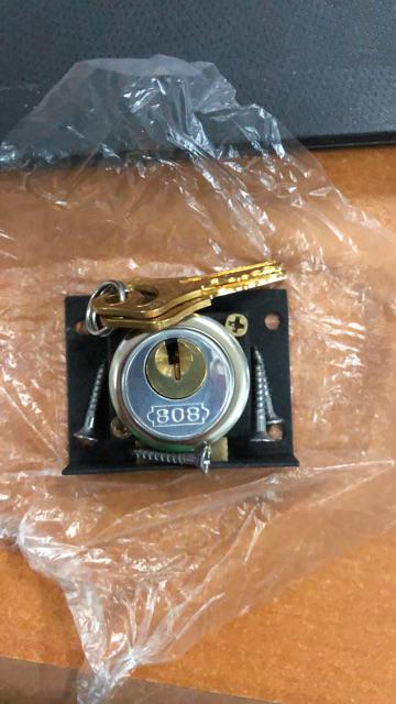 Kunci Laci Lemari 808