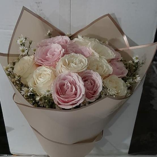 Kado Anniversary Pernikahan ,Hand Bouquet,Bucket Bunga Asli Hari Guru