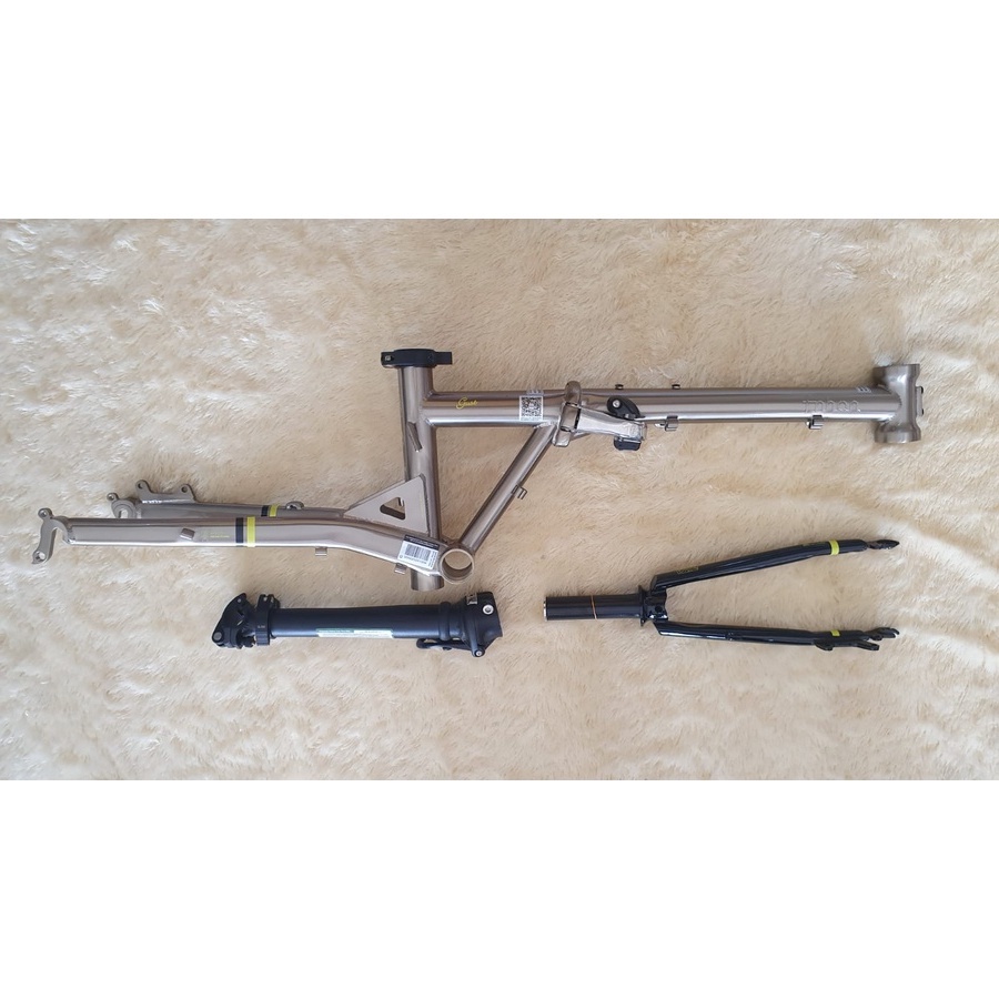 Frame Fork Fnhon GUST Warna TITANIUM 20 22 inch Discbrake Chromlly