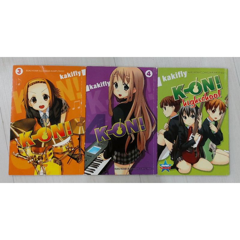 Komik K-ON Volume 3, 4, Highschool (Cabutan)