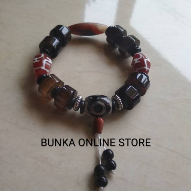 Gelang Batu Dzi Tibet
