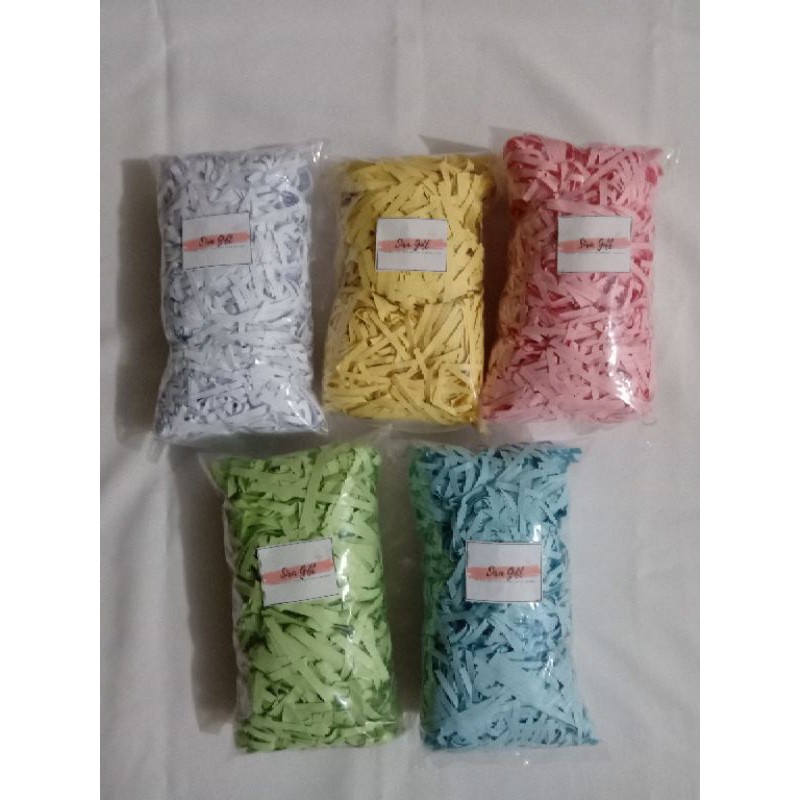 

Kertas Potong / Kertas Cacah / Kertas Serut / Kertas Hampers / Shredded Paper 15, 20 & 50 gr
