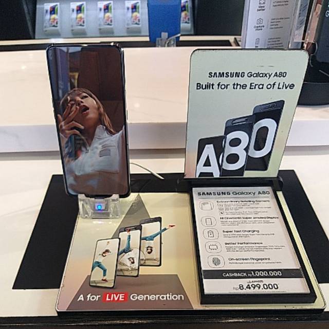 Samsung Galaxy A80