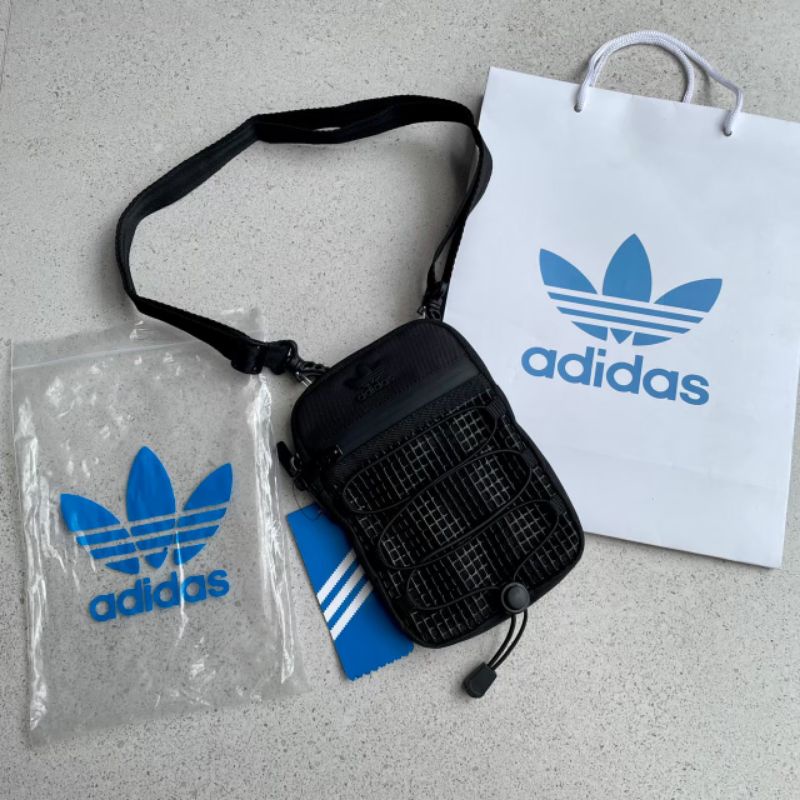 Adidas Slingbag Mini OG Logo Sport Tas Selempang FREE ADIDAS PAPERBAG